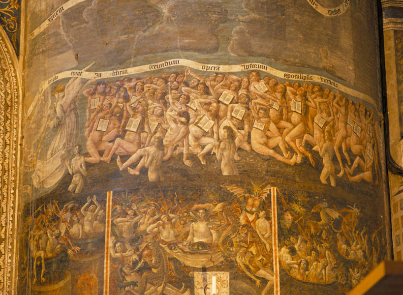 西方人,裸体,无人,教堂,坐,横图,室外,白天,仰视,旅游,度假,绘画,标志建筑,地标,建筑,书籍,法国,西班牙,欧洲,欧洲人,握,阴影,节日,艺术,装饰,光线,影子,墙,许多人,拿,拿着,注视,文化,娱乐,建设,壁画,墙壁,墙面,观察,看,祈祷,一群人,享受,休闲,健康,旅游胜地,放松,握着,许愿,宗教,信仰,观看,纪念,华丽,修饰,祈求,点缀,察看,关注,南欧,信念,法兰西共和国,西班牙王国,衬托,美观,雅致,雅观,法兰西第五共和国,赤身,比利牛斯山脉,平安,男人,男性,女人,女性,中年男性,中年女性,白种人,书,图书,画画,坐着,彩图,低角度拍摄,全身,大教堂,礼拜堂