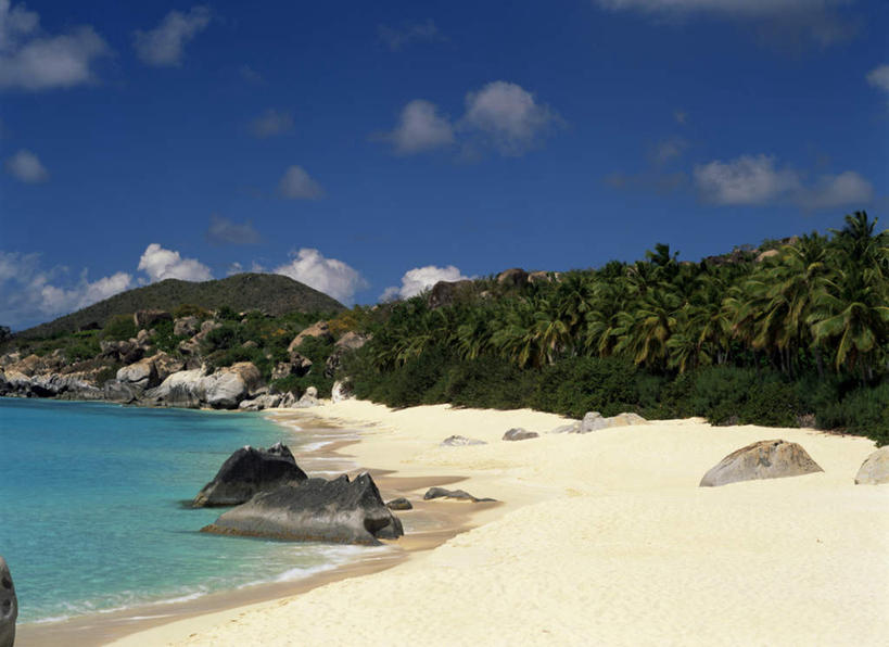 无人,横图,室外,白天,正面,旅游,度假,海浪,海洋,石头,美景,森林,沙滩,山,山脉,树林,植物,加勒比海,阴影,光线,沙子,石子,影子,海岸,景观,浪花,山峰,云,云朵,沙地,山峦,云彩,娱乐,树,树木,蓝色,绿色,白云,蓝天,天空,阳光,自然,海水,群山,天,享受,休闲,景色,南美,放松,生长,晴朗,成长,南美洲,拉丁美洲,自然风光,美洲,海景,英属维尔京群岛,维京群岛,亚美利加洲,南亚美利加洲,维尔京戈尔达岛,英属处女群岛,大海,风浪,海,海水的波动,海滩,近岸浪,石块,岩石,涌浪,晴空,彩图