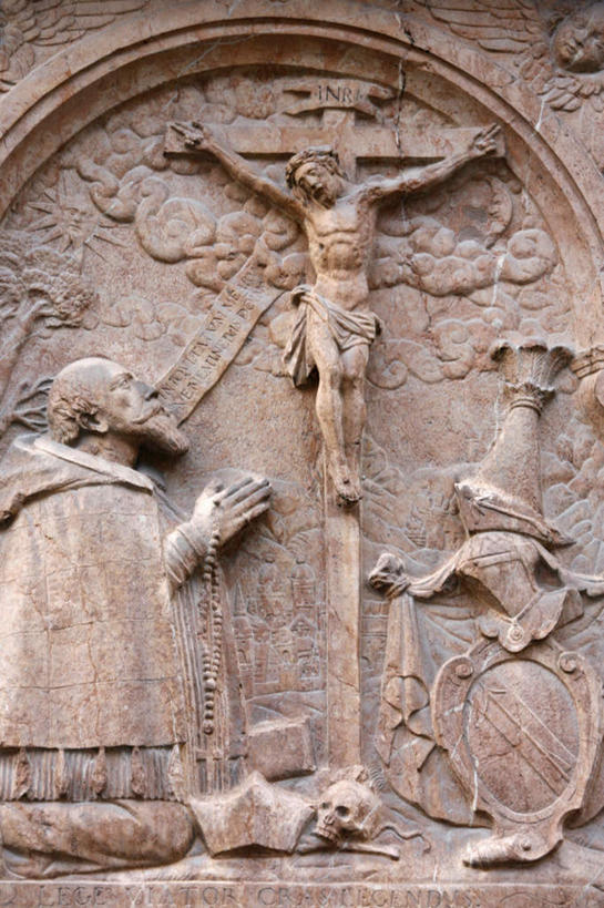 无人,教堂,竖图,室外,白天,正面,旅游,度假,名胜古迹,标志建筑,地标,建筑,雕塑,德国,欧洲,节日,遗迹,艺术,装饰,雕刻,雕像,古迹,文化,文物,娱乐,建设,古建筑,慕尼黑,圣母教堂,工艺品,祈祷,享受,休闲,健康,旅游胜地,放松,许愿,宗教,信仰,纪念,祈求,美术,基督,基督教,西欧,天主教,主题,耶稣,陈列,信念,古文明,德意志联邦共和国,首府,救世主,功能,美学,巴伐利亚,巴伐利亚州,拜恩州,拜恩自由州,基利斯督,弥赛亚,默西亚,平安,彩图,大教堂,礼拜堂