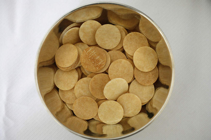 无人,横图,俯视,室内,特写,白天,一堆,许多,堆叠,堆积,陶瓷,陶瓷制品,很多,一个,容器,碗,山楂,单个,储藏,堆,储存,红果,彩图,高角度拍摄,贮存