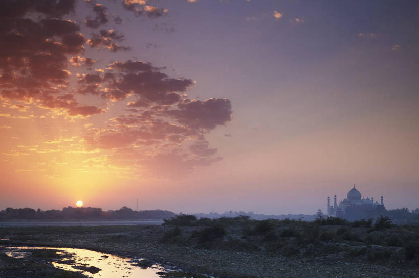 无人,横图,室外,白天,正面,旅游,度假,名胜古迹,日落,标志建筑,地标,建筑,泰姬陵,印度,亚洲,阴影,遗迹,光线,影子,晚霞,霞光,落日,古迹,文物,娱乐,建设,古建筑,阳光,黄昏,享受,休闲,墓地,旅游胜地,彩霞,放松,坟墓,陵墓,南亚,修建,坟场,古文明,世界文化遗产,泰姬.马哈尔陵,伊斯兰建筑,泰姬玛哈,世界七大奇迹,修筑,夕照,泰吉.玛哈尔陵,夕阳,彩图,斜阳,标志性建筑