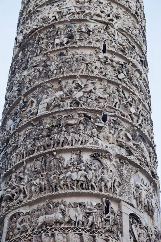 无人,竖图,室外,白天,仰视,旅游,度假,绘画,标志建筑,地标,建筑,意大利,欧洲,阴影,艺术,装饰,高大,光线,影子,柱子,墙,宏伟,文化,娱乐,建设,壁画,墙壁,墙面,蓝色,蓝天,天空,阳光,天,享受,休闲,旅游胜地,放松,晴朗,华丽,修饰,点缀,拉齐奥,南欧,万里无云,意大利共和国,衬托,美观,雅致,雅观,拉齐奥大区,高峻,嵬峨,晴空,晴空万里,画画,彩图,低角度拍摄