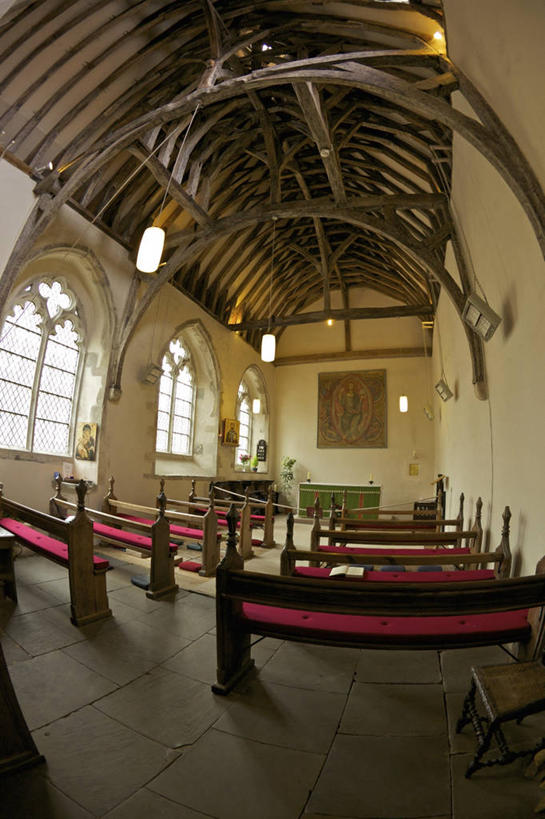 无人,教堂,竖图,室内,白天,广角镜头,鱼眼镜头,仰视,度假,美景,窗户,城市风光,城市,椅子,英国,欧洲,许多,阴影,节日,光线,影子,木椅,屋顶,景观,顶棚,文化,娱乐,玻璃窗,排列,祈祷,享受,休闲,健康,景色,放松,许愿,宗教,信仰,纪念,祈求,西欧,大不列颠,信念,大不列颠及北爱尔兰联合王国,肯特郡,大不列颠联合王国,日不落英帝国,摆列,坎特伯雷,坎特伯雷市,平安,彩图,低角度拍摄,大教堂,礼拜堂,布列,分列