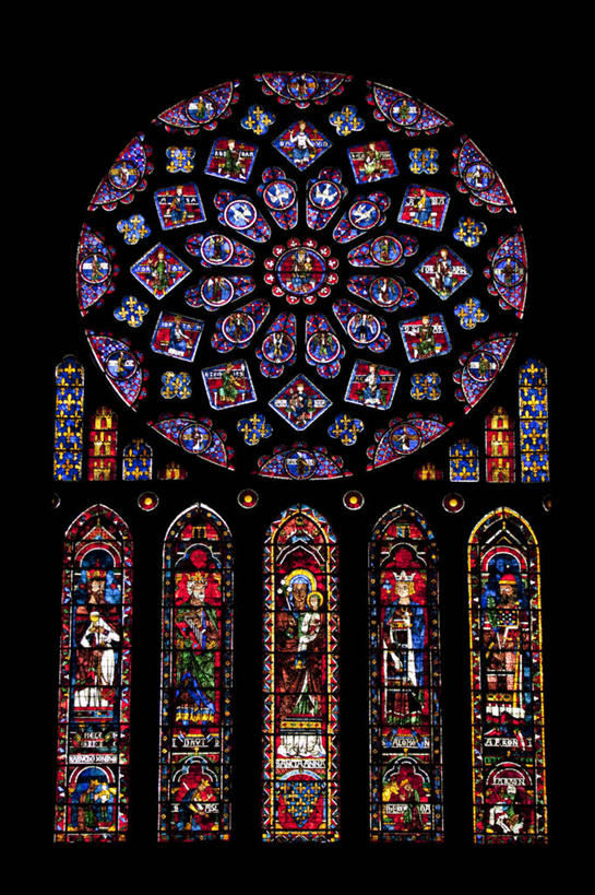 无人,教堂,竖图,室内,白天,正面,旅游,度假,名胜古迹,标志建筑,地标,建筑,法国,欧洲,节日,遗迹,装饰,古迹,文化,文物,娱乐,建设,古建筑,祈祷,享受,休闲,健康,旅游胜地,放松,许愿,宗教,信仰,纪念,华丽,修饰,祈求,点缀,信念,古文明,法兰西共和国,衬托,美观,雅致,雅观,法兰西第五共和国,厄尔.卢瓦尔省,沙特尔大教堂,彩绘玻璃,彩色玻璃,教堂玻璃,艺术玻璃,沙特尔圣母大教堂,夏特尔大教堂,平安,彩图,大教堂,礼拜堂