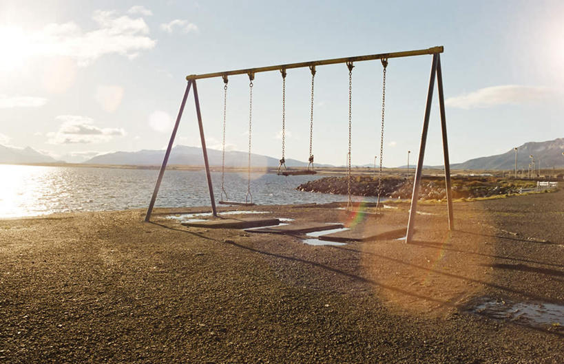 无人,横图,室外,白天,正面,游戏,海浪,海洋,石头,山,山脉,智利,摇摆,阴影,朦胧,模糊,光线,石子,影子,浪花,山峰,云,云朵,山峦,玩,云彩,娱乐,一个,蓝色,白云,蓝天,天空,阳光,海水,秋千,群山,天,荡秋千,休闲,南美,晴朗,单个,活动,南美洲,拉丁美洲,美洲,摇晃,海景,亚美利加洲,南亚美利加洲,智利共和国,纳塔莱斯港,大海,风浪,海,海水的波动,近岸浪,石块,岩石,涌浪,晴空,玩耍,嬉戏,彩图