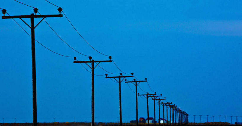 无人,农场,横图,室外,白天,通讯,农业,一排,整齐,电线杆,排列,电话线,运输,摄影,队列,彩图