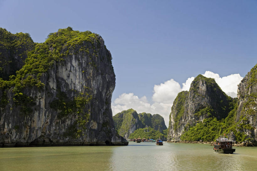 无人,横图,室外,白天,留白,海洋,越南,岛,地形,风景,地标建筑,摄影,下龙湾,彩图,旅行,北部湾