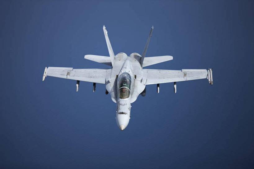 无人,横图,正面,飞机,马来西亚,军事,飞,南海,战争,摄影,航空航天工程,飞行器,战斗机,准确,早晨,军用机,座舱,稳定,技能,彩图,美国海军陆战队