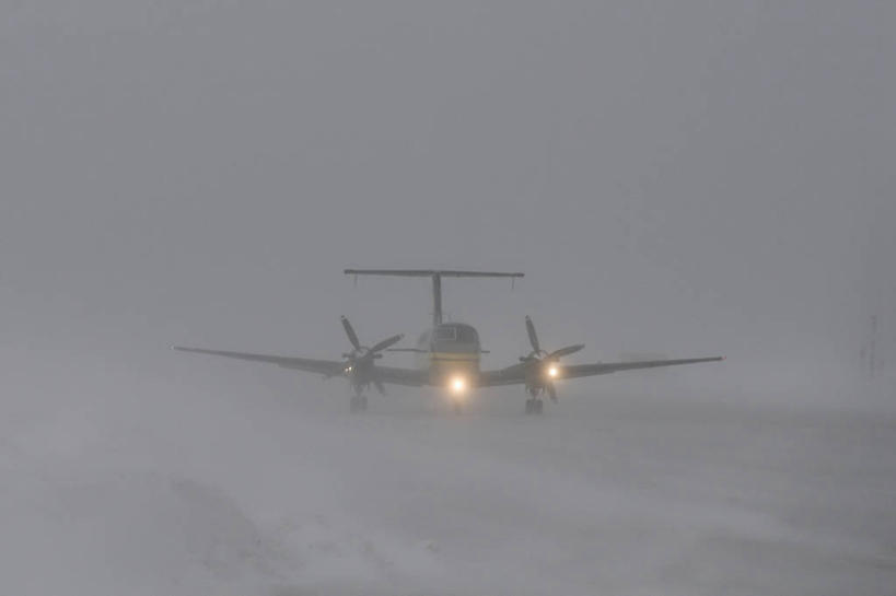 无人,横图,风险,雾,飞机,美国,天气,着陆,一个,停机坪,运输,摄影,单个,飞行器,彩图,旅行,飞机跑道