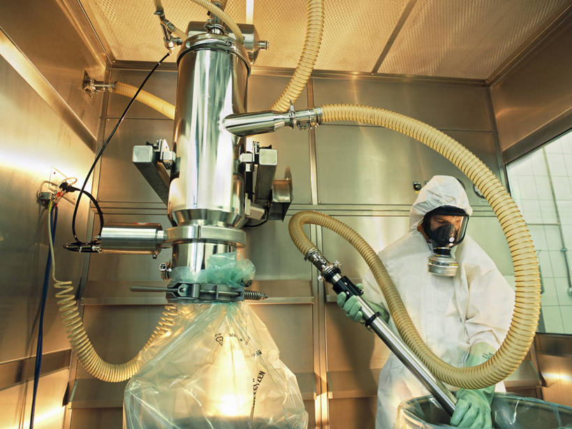 成年人,中年人,一个人,横图,室内,技术,德国,仅一个男性,仅一个人,仅一个中年男性,科学,实验室,工业,摄影,软管,男人,男性,中年男性,彩图,真空吸尘器