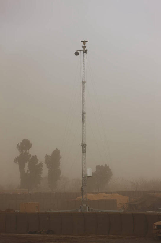 无人,竖图,室外,白天,风,沙尘暴,阿富汗,沙子,摄影,宁静,前锋,尘暴,彩图,美国海军陆战队