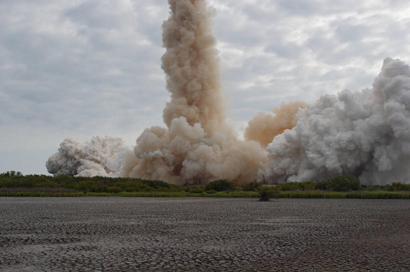 无人,横图,室外,白天,美国,起飞,火焰,烟,摄影,明亮,北美,北美洲,噪声,美洲,航天飞机,佛罗里达,佛罗里达州,佛州,阳光州,肯尼迪航天中心,北亚美利加洲,亚美利加洲,迈雷特岛国家野生动物保护区,梅里特岛,彩图,美利坚合众国,空间探索