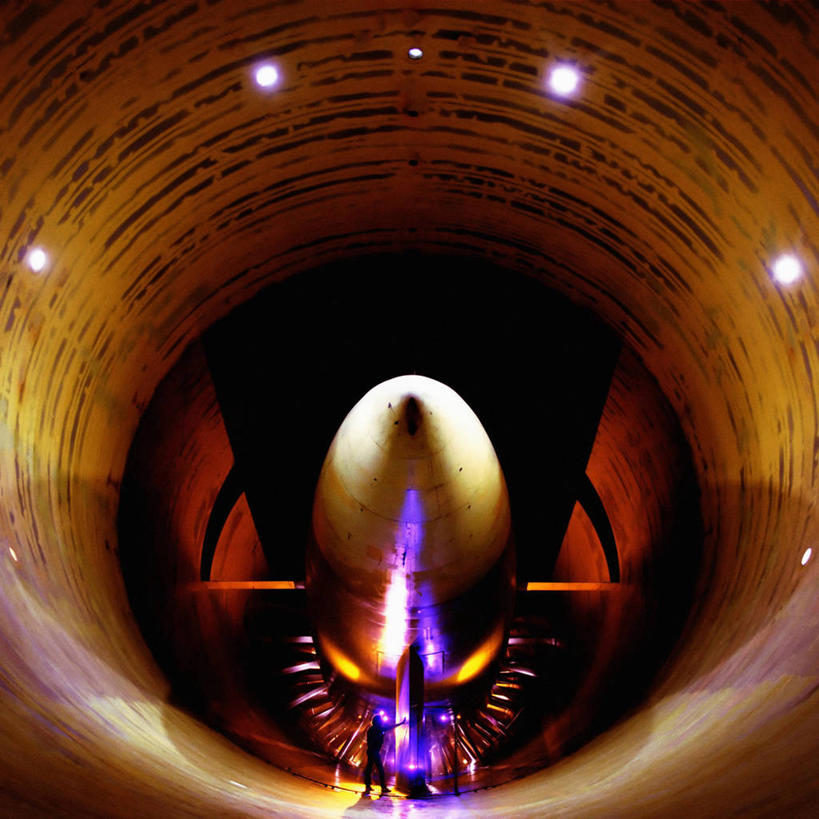 一个人,方图,室内,美国,摄影,巨大,庞大,电扇,飞行器,工程,剪影,比例,维吉尼亚,宏大,硕大,伟大,美国宇航局,危险,技术员,彩图