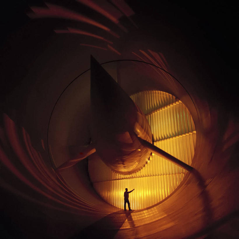 一个人,方图,室内,美国,摄影,巨大,庞大,飞行器,工程,逆光,比例,维吉尼亚,宏大,硕大,伟大,美国宇航局,技术员,彩图