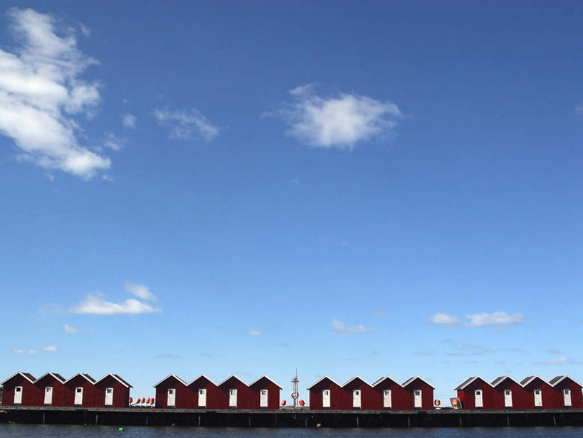 无人,家,横图,室外,白天,正面,旅游,度假,岛屿,美景,瑞典,欧洲,一排,许多,阴影,整齐,光线,影子,房屋,屋子,岛,景观,云,云朵,公寓,很多,云彩,娱乐,洋房,楼房,住宅,排列,蓝色,白云,蓝天,天空,阳光,自然,天,享受,休闲,景色,放松,晴朗,斯堪的纳维亚,队列,自然风光,北欧,斯堪的纳维亚半岛,布胡斯,瑞典王国,列岛,群岛,诸岛,晴空,彩图,房子