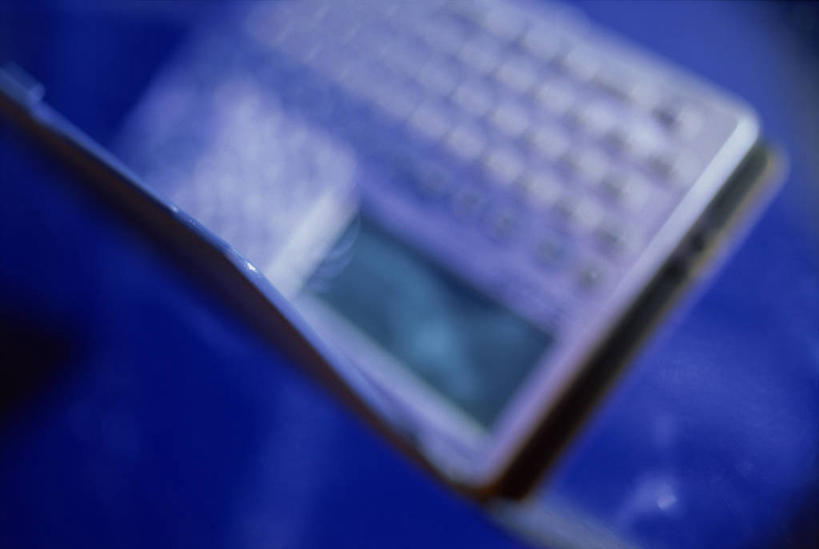 无人,横图,俯视,室内,特写,白天,计算器,静物,阴影,朦胧,模糊,光线,计算,科学,影子,办公用品,设备,阳光,收音机,理财,财务,信号,无线电,电子设备,数学,广播,无线电技术,彩图,高角度拍摄