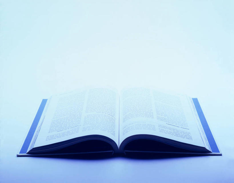 无人,横图,俯视,室内,特写,白天,书籍,阴影,光线,标志,文字,影子,字符,字母,灯光,标识,打开,翻开,连续,持续,继续,接连,陆续,延续,一连,书,图书,彩图,高角度拍摄