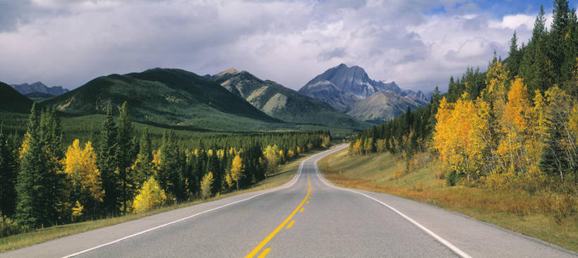 无人,横图,室外,白天,正面,旅游,度假,草地,草坪,美景,森林,山,山脉,树林,植物,道路,路,公路,加拿大,阴影,光线,影子,景观,山峰,云,云朵,分界线,停车线,交通,山峦,云彩,娱乐,草,树,树木,蓝色,绿色,白云,蓝天,天空,阳光,自然,群山,天,享受,休闲,景色,放松,生长,成长,车行道,车行道分界线,连绵,北美,北美洲,绵延,自然风光,延伸,标线,美洲,阿尔伯塔省,车行线,阿尔伯塔,北亚美利加洲,亚美利加洲,联贯,艾伯塔,艾伯塔省,卡尔加里,延长,亚伯达,卡纳纳斯基斯,马路,彩图,阿省,艾省,亚伯达省,亚省,卡城