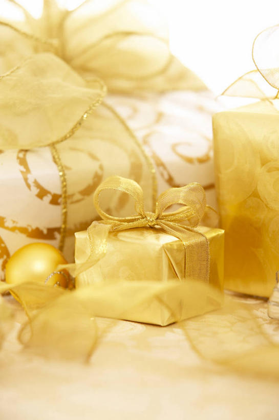 无人,竖图,室内,特写,白天,正面,旅游,度假,礼盒,礼物,圣诞节,阴影,节日,朦胧,模糊,庆祝,反射,包装纸,影子,纸盒,文化,娱乐,盒子,包装盒,礼品盒,庆典,享受,休闲,放松,创意,礼品,纪念,主意,创新,新意,想法,彩图