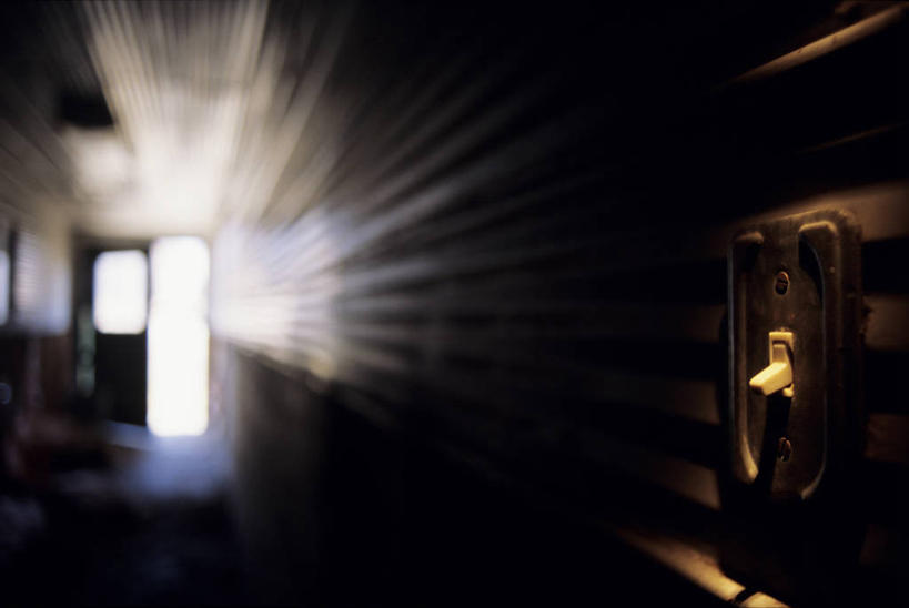 无人,家,横图,室内,白天,正面,门,加拿大,废弃,阴影,光线,影子,房屋,屋子,楼房,住宅,阳光,箱子,门框,北美,北美洲,昏暗,阴暗,幽暗,美洲,北亚美利加洲,亚美利加洲,安大略省,安省,暗淡,废除,阴晦,彩图,房子