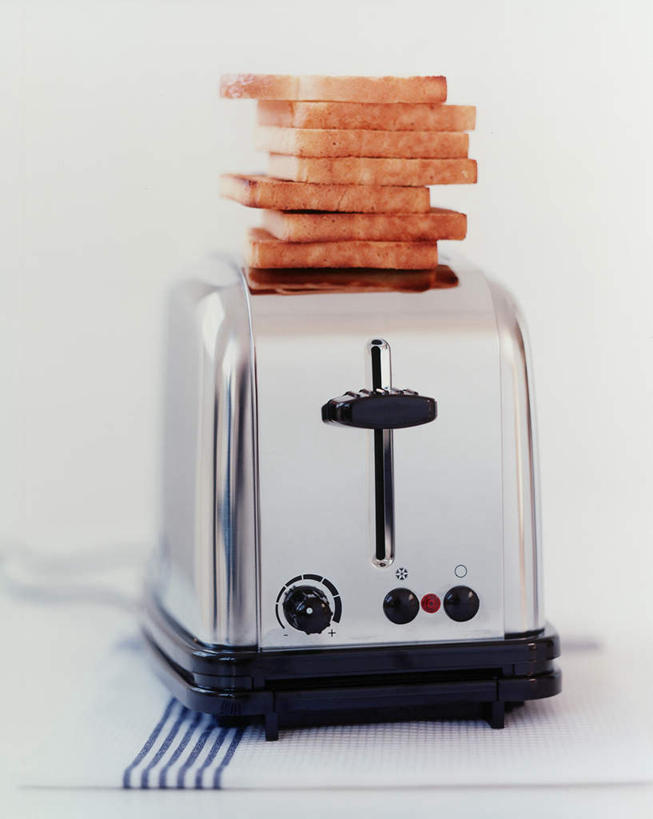 点心,面包,无人,竖图,室内,白天,白色背景,正面,桌面,一堆,切片,阴影,堆叠,堆积,光线,影子,灯光,食品,面点,面包机,食物,糕点,一个,蓝色,白色,摄影,影棚,堆,彩图,影棚拍摄,拍摄