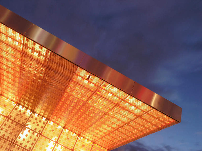 无人,横图,室外,夜晚,仰视,天花板,城市,照明,德国,欧洲,阴影,光线,影子,灯光,汉堡,顶灯,灯,灯具,照亮,照明设备,西欧,德意志联邦共和国,汉堡市,彩图,低角度拍摄,海港