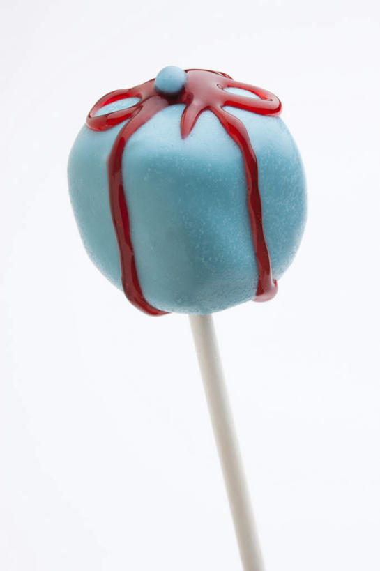 无人,竖图,室内,特写,白天,白色背景,正面,阴影,反射,棒棒糖,影子,食品,糖,糖果,甜点,甜品,食物,一个,红色,蓝色,甜食,摄影,影棚,单个,波板糖,彩图,影棚拍摄,拍摄