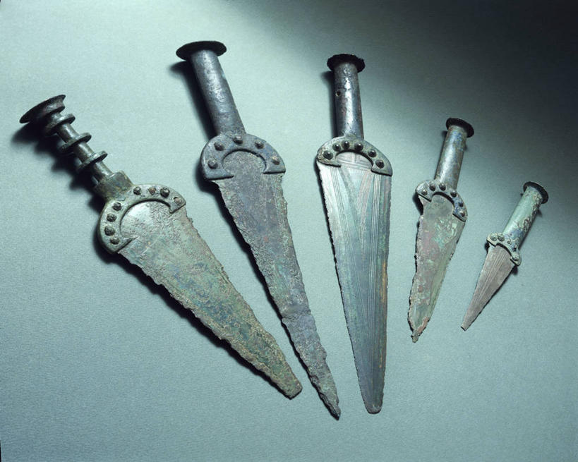 无人,横图,灰色背景,历史,古代,灰色,摄影,古代文明,美术工艺,史前时代,彩图,影棚拍摄,匕首