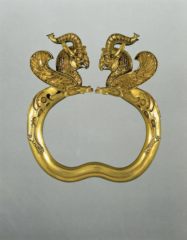 无人,竖图,俯视,灰色背景,神话,历史,古代,一个,灰色,虚构,摄影,手镯,单个,古代文明,彩图,高角度拍摄,影棚拍摄,过去