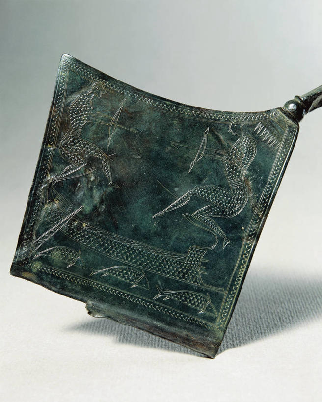 无人,竖图,特写,白色背景,船,标志,符号,历史,标识,古代,一个,战争,人体,摄影,单个,箭术,腓骨,性别符号,古希腊,古代文明,美术工艺,彩图,影棚拍摄,男性符号,雕刻术,过去