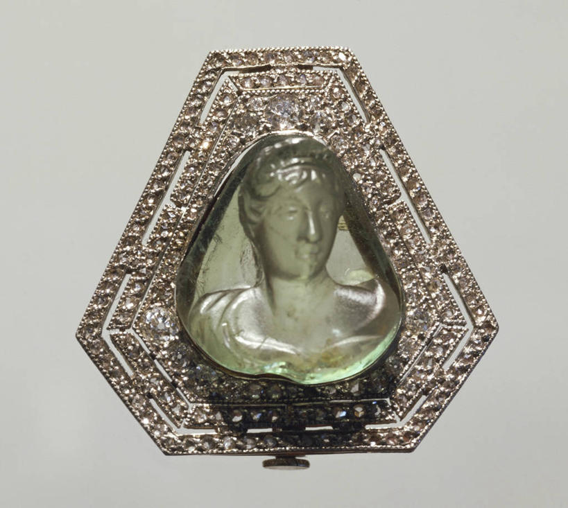 无人,横图,方图,正面,珠宝,灰色背景,钻石,一个,灰色,摄影,单个,胸针,祖母绿,美术工艺,彩图,影棚拍摄,浮雕宝石