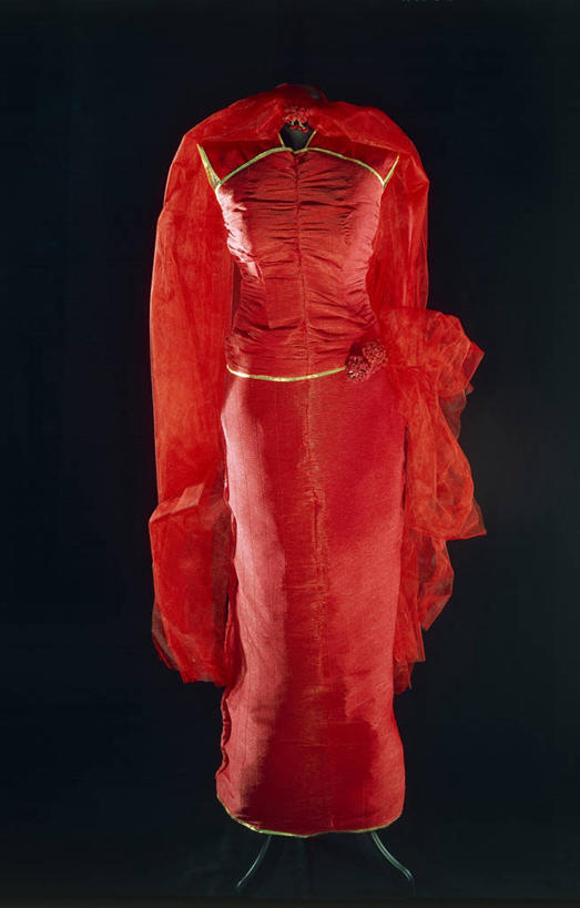 无人,竖图,正面,时尚,黑色背景,纸,历史,一个,红色,摄影,单个,创造力,斗篷,想法,美术工艺,设计,彩图,影棚拍摄