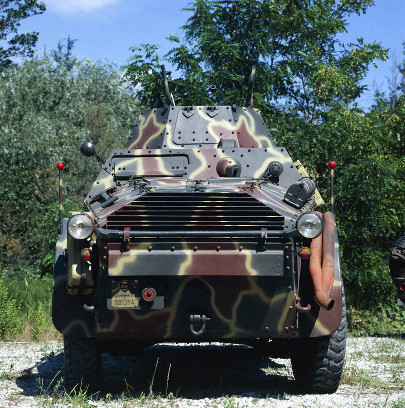 无人,竖图,方图,室外,白天,军事,历史,一个,背面,运输,摄影,单个,工程,第二次世界大战,装甲车,军用车,彩图