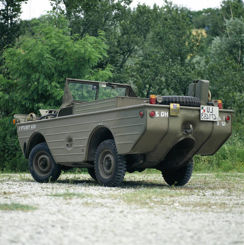 无人,竖图,方图,室外,白天,军事,历史,一个,运输,摄影,单个,工程,第二次世界大战,军用车,彩图,美国军事