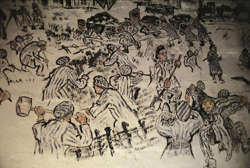 成年人,人群,横图,插画,室外,特写,绘画,数码,科技,欧洲,波兰,阴影,艺术,网络,许多人,高光,几何,计算机图形,古典,合成,图像,图画,历史,文化,壁画,画,工艺品,品味,一群人,概念,年龄,美术,电脑合成图,数码合成图,创造力,高雅,犯人,合成图,地中海文化,主题,漫画,东欧,写实,具体,具象,美学,构图,集中营,奥斯维辛,男人,男性,彩图,法西斯主义,时空,传统文化,反犹太主义,纳粹主义,种族隔离,大屠杀,比克瑙