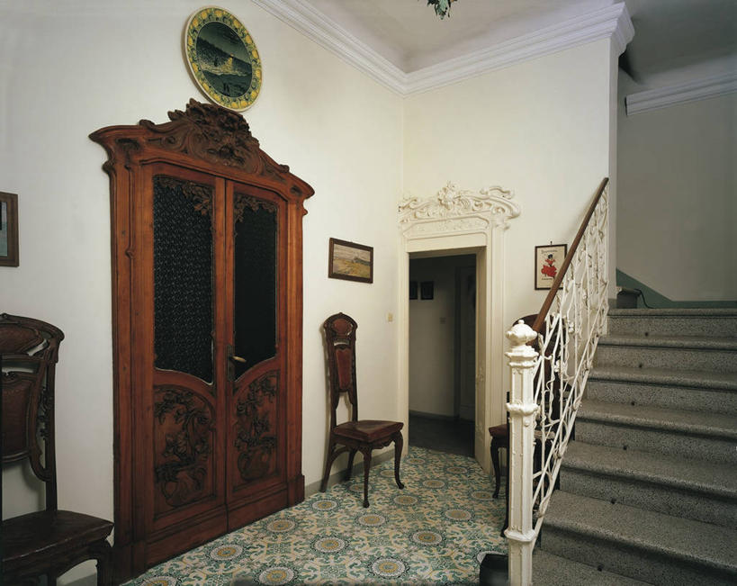 无人,栏杆,横图,室内,楼梯,门,建筑,椅子,意大利,欧洲,地面,图像,座位,概念,摄影,砖地,风格,地中海文化,南欧,边界,主题,构图,马尔凯大区,彩图,旅行,时空,传统文化