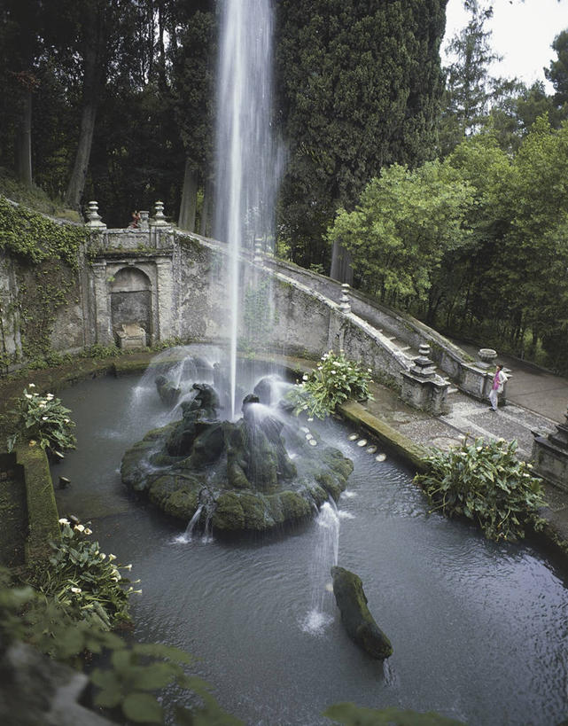 儿童,两个人,竖图,俯视,室外,白天,纯洁,水,植物,楼梯,建筑,喷泉,意大利,欧洲,喷,图像,自来水,树,风景,自然,可爱,童年,童趣,摄影,年龄,地中海文化,南欧,主题,视角,童真,烂漫,无邪,拉奇奥,构图,蒂沃利,罗马省,天真,女人,女性,彩图,高角度拍摄,旅行,哈德良别墅,时空,传统文化,阿德利阿纳村庄