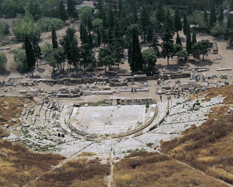 人群,横图,俯视,室外,白天,植物,建筑,希腊,欧洲,朦胧,模糊,首都,图像,历史,废墟,草,树,摄影,考古学,人造,地中海文化,南欧,主题,视角,构图,古希腊,古代文明,阿提卡,圆形剧场,中部希腊大区,彩图,高角度拍摄,旅行,时空,传统文化
