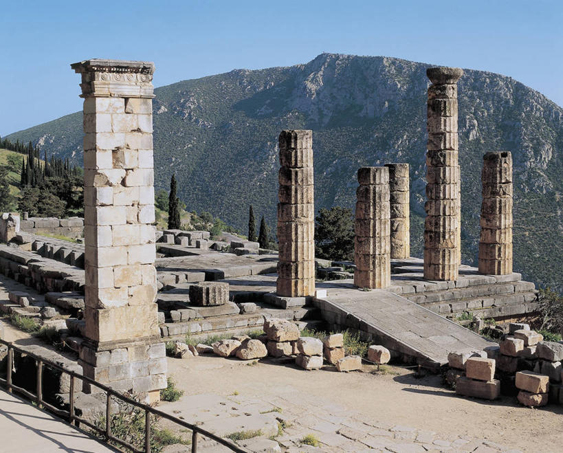 无人,寺庙,横图,室外,白天,旅游,度假,美景,山,植物,建筑,希腊,欧洲,柱子,景观,图像,历史,娱乐,废墟,树,天空,自然,享受,休闲,景色,放松,摄影,考古学,人造,宗教建筑,地中海文化,南欧,希腊文化,自然风光,主题,古典风格,地貌,希腊共和国,万里无云,构图,古代文明,古代史,阿波罗神殿,科林斯湾,彩图,旅行,时空,传统文化,状态,德尔菲