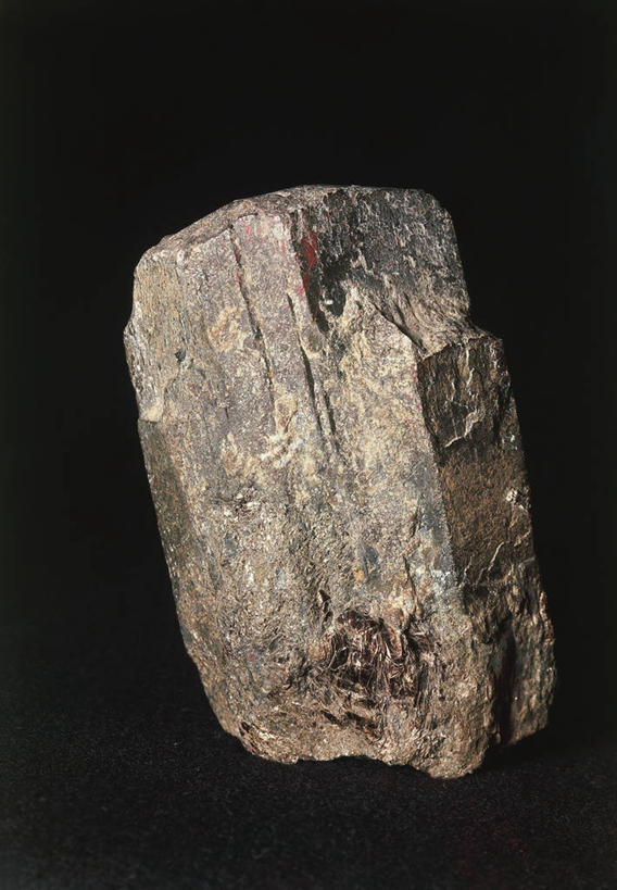 无人,竖图,室内,特写,黑色背景,粗糙,图像,一个,黑色,自然,摄影,单个,毛糙,主题,自然现象,构图,地质学,矿物质,镁,自然地理,岩石,彩图,影棚拍摄,粗拙,状态