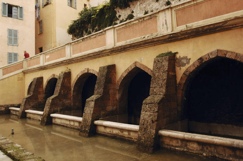 一个人,横图,室外,白天,水,城市,建筑,法国,欧洲,朦胧,模糊,反射,城镇,桥,联系,摄影,普罗旺斯,地中海文化,滨海阿尔卑斯,格拉斯,彩图