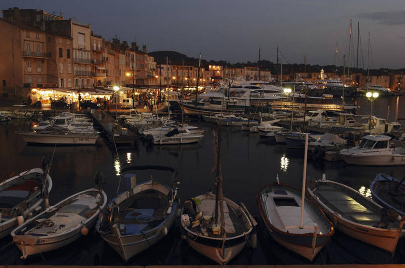 无人,站,横图,俯视,室外,夜晚,河流,建筑,船,法国,欧洲,停靠,天空,运输,摄影,普罗旺斯,地中海文化,停泊,圣曹菲,瓦尔省,彩图,高角度拍摄,旅行