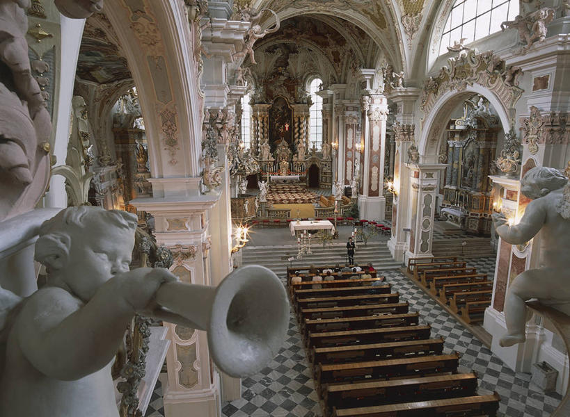 人群,教堂,横图,俯视,室内,建筑,雕塑,意大利,欧洲,朦胧,模糊,装饰,标志,雕像,符号,长椅,城镇,拱门,标识,摄影,宗教,基督教,宗教建筑,地中海文化,南欧,意大利文化,意大利共和国,性别符号,灵性,特伦蒂诺.上阿迪杰大区,瓦尔纳,设计,彩图,高角度拍摄,男性符号