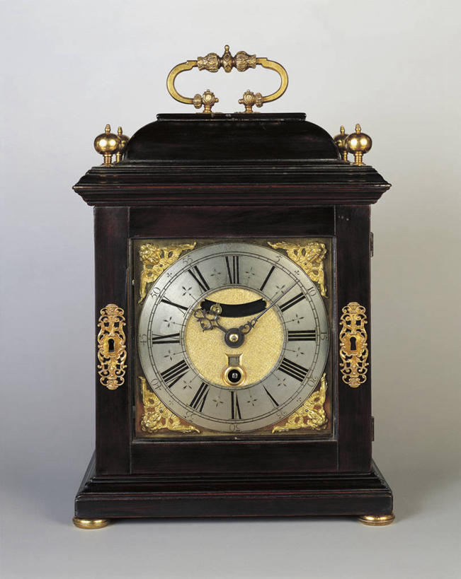 无人,竖图,室内,特写,白色背景,英国,欧洲,时间,古典,历史,英格兰,古代,一个,黑色,摄影,单个,古董,西欧,北欧,钟,彩图,影棚拍摄,乌木,过去