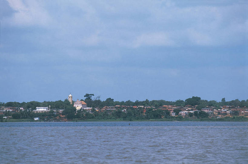 无人,横图,室外,白天,湖,水,城市,建筑,非洲,河岸,云,城镇,树,天空,摄影,西非,多哥,彩图,旅行