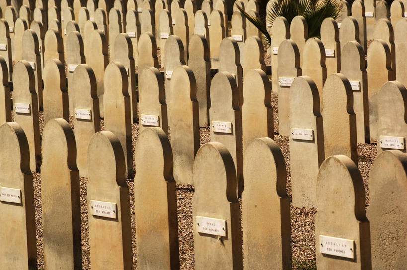 无人,横图,室外,白天,叙利亚,亚洲,一排,整齐,首都,历史,排列,墓地,摄影,死亡,中东,地中海文化,队列,记忆,结束,悲哀,悲痛,大马士革,墓穴,彩图,旅行,帝国,过去