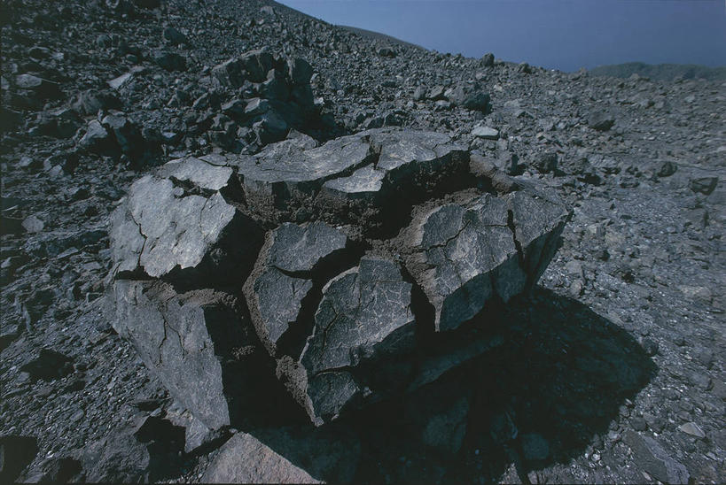 无人,横图,室外,白天,旅游,度假,火山,美景,山,意大利,岛,地形,景观,娱乐,黑色,自然,享受,休闲,景色,熔岩,放松,摄影,气候,西西里,岩层,南欧,自然风光,火山岛,地质学,伊奥利亚群岛,自然地理,活火山,岩石,彩图,火山学