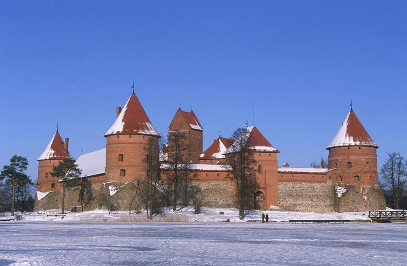 无人,横图,室外,白天,湖,雪,建筑,城堡,冬天,城镇,历史,天空,摄影,万里无云,立陶宛共和国,特拉凯,彩图,旅行,波罗的海三国