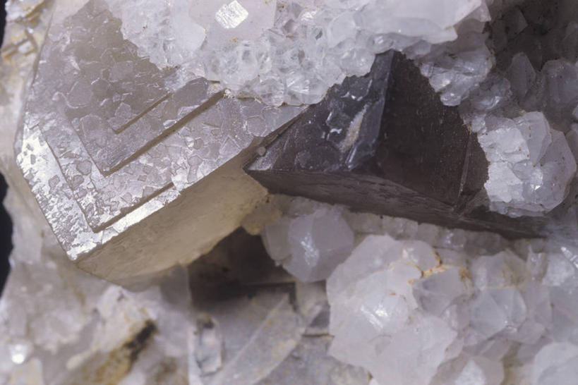 无人,横图,室内,特写,粗糙,水晶,一个,自然,摄影,单个,环境,毛糙,肌理,地质学,矿物质,萤石,自然地理,岩石,彩图,全画面,全框架,全帧,影棚拍摄,全画幅,粗拙