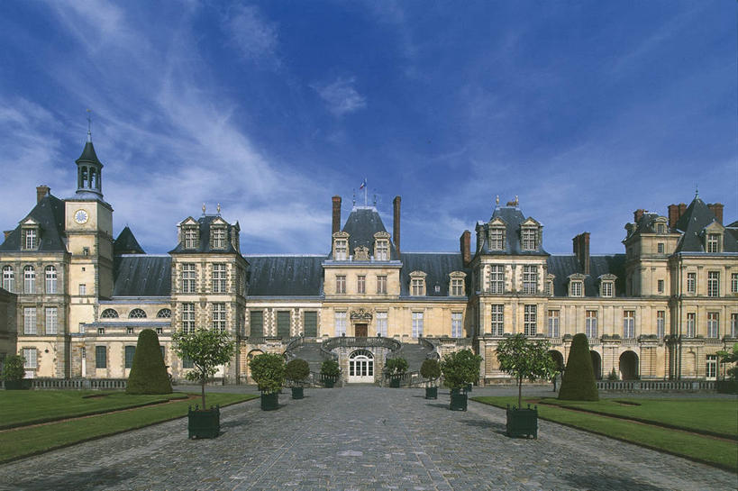 无人,横图,室外,白天,正面,建筑,法国,欧洲,城堡,文艺复兴,历史,地标建筑,摄影,西欧,法兰西,古典风格,法国文化,中欧,法兰西共和国,法兰西第五共和国,法兰西岛,枫丹白露,枫丹白露宫,法兰西岛大区,塞纳.马恩省,自然地理,彩图,旅行